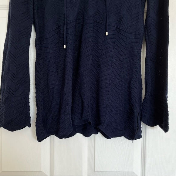 WHBM White House Black Market bell sleeves blouse medium - Picture 3 of 8